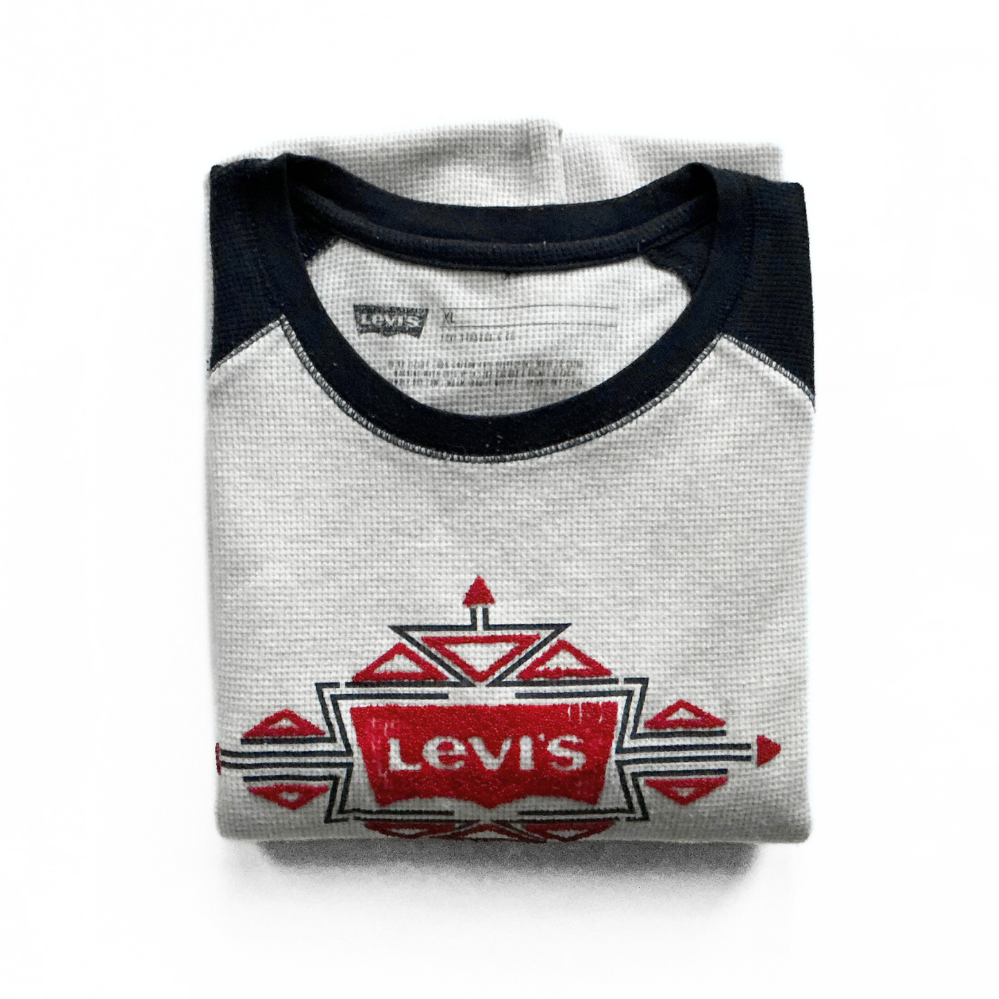 Levi's Studded Graphic Raglan Shirt in Navy / White