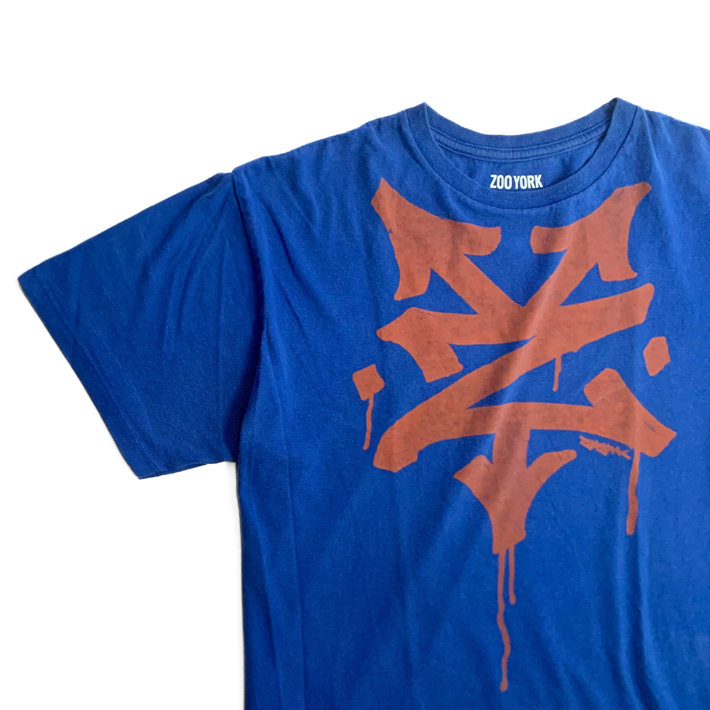 Zoo York Graffiti T-Shirt in Blue / Brick Red