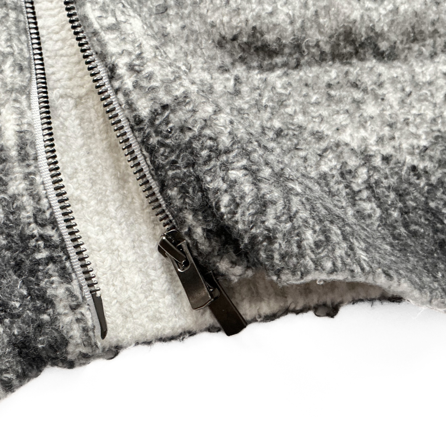 Avant Toi Full Zip Sweater in Smoke Ombre