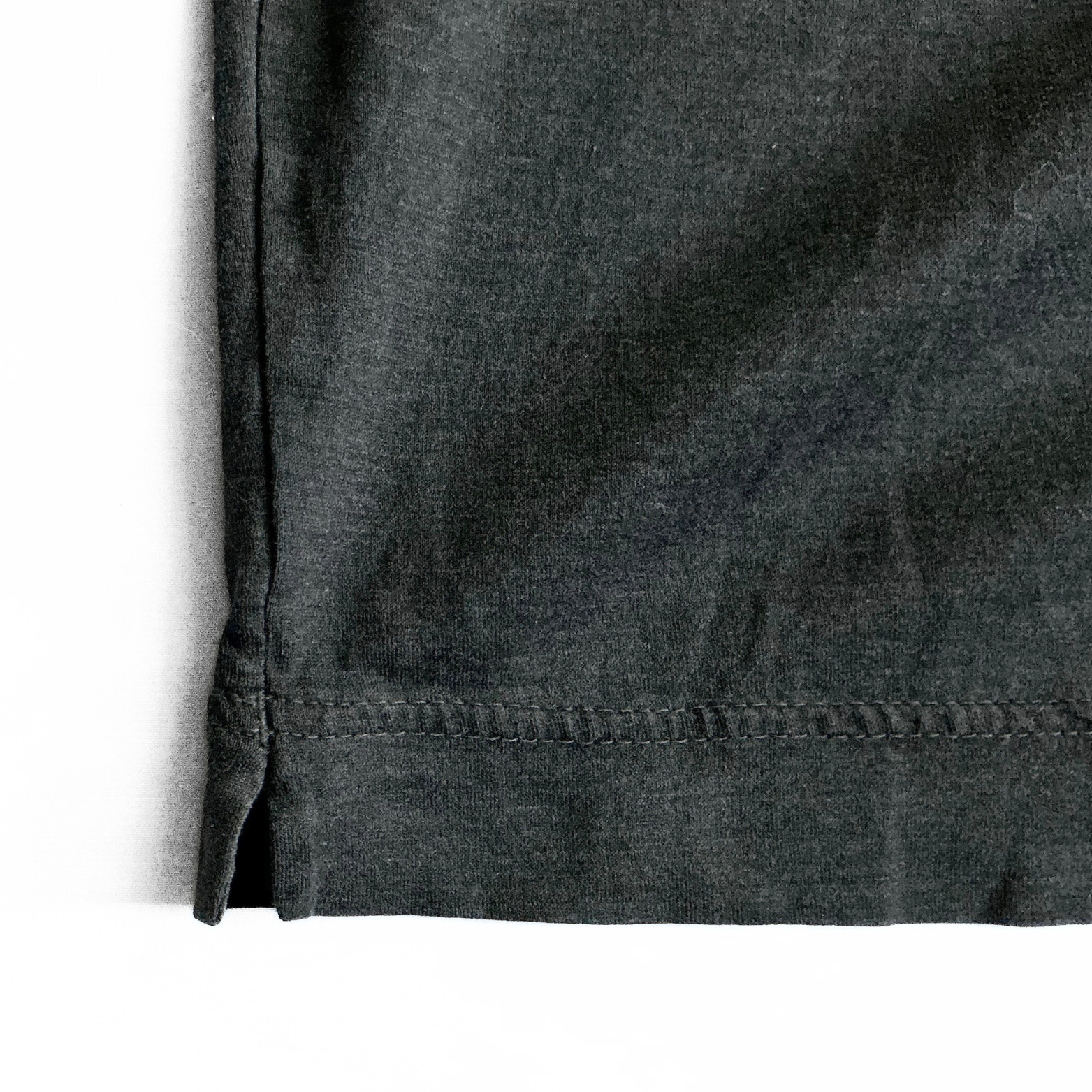 Gran Sasso V Neck T-Shirt in Stealth Grey