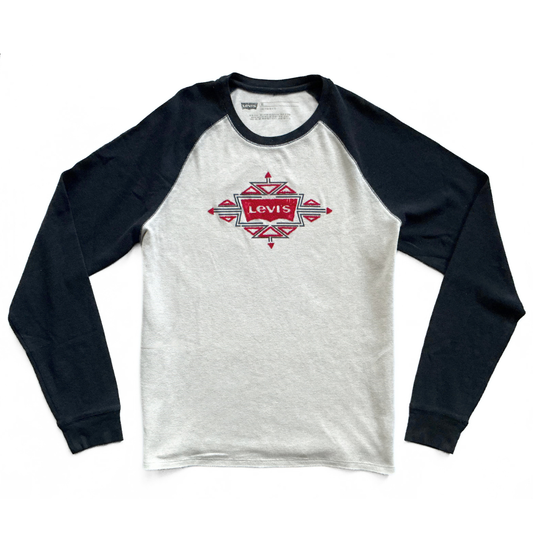 Levi's Studded Graphic Raglan Shirt in Navy / White