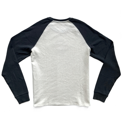 Levi's Studded Graphic Raglan Shirt in Navy / White