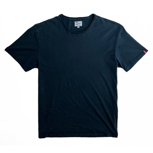 Levi's Vintage Clothing T-Shirt in Dark Navy Made in Portugal