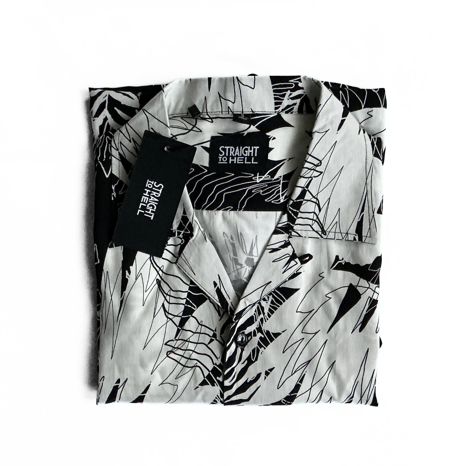 Straight to Hell Jungle Rock Shirt in Black / White